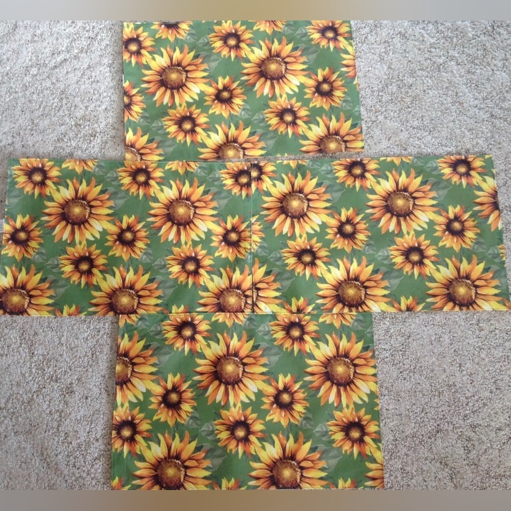 Autumn Sunflowers Cloth Placemat Set of Four 12" X 18" 100% Polyester